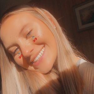 Meet your Posher, Angeleaa